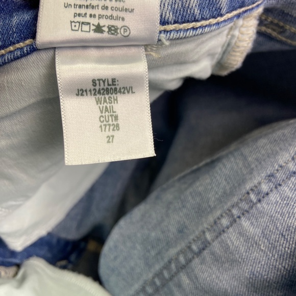 Veronica Beard High Rise Jeans in Soft Blue - Picture 13 of 13